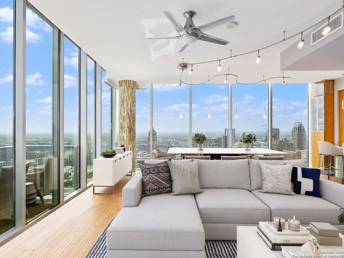 610 E Market St Unit: 3001