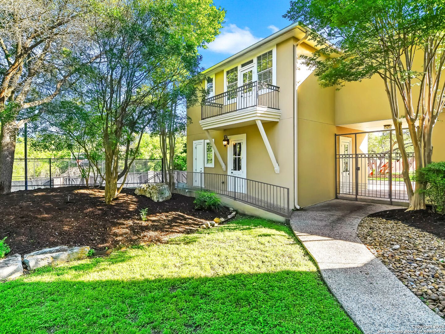 302 princeton oak