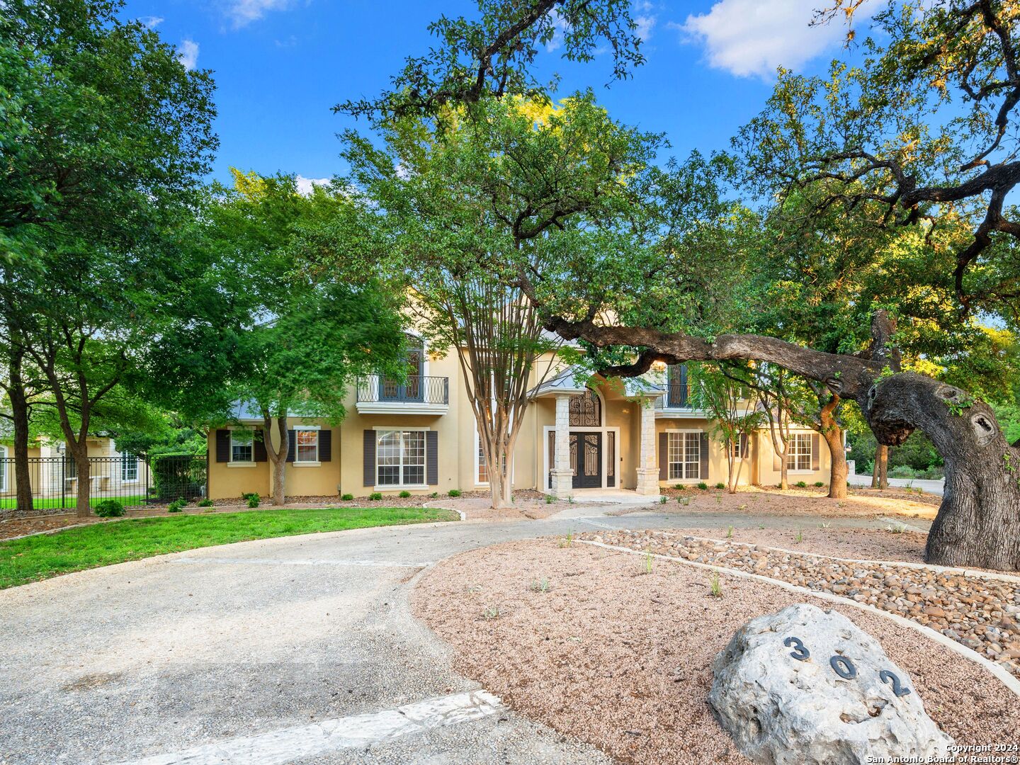 302 princeton oak