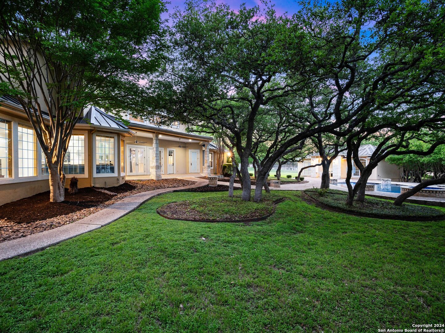 302 princeton oak