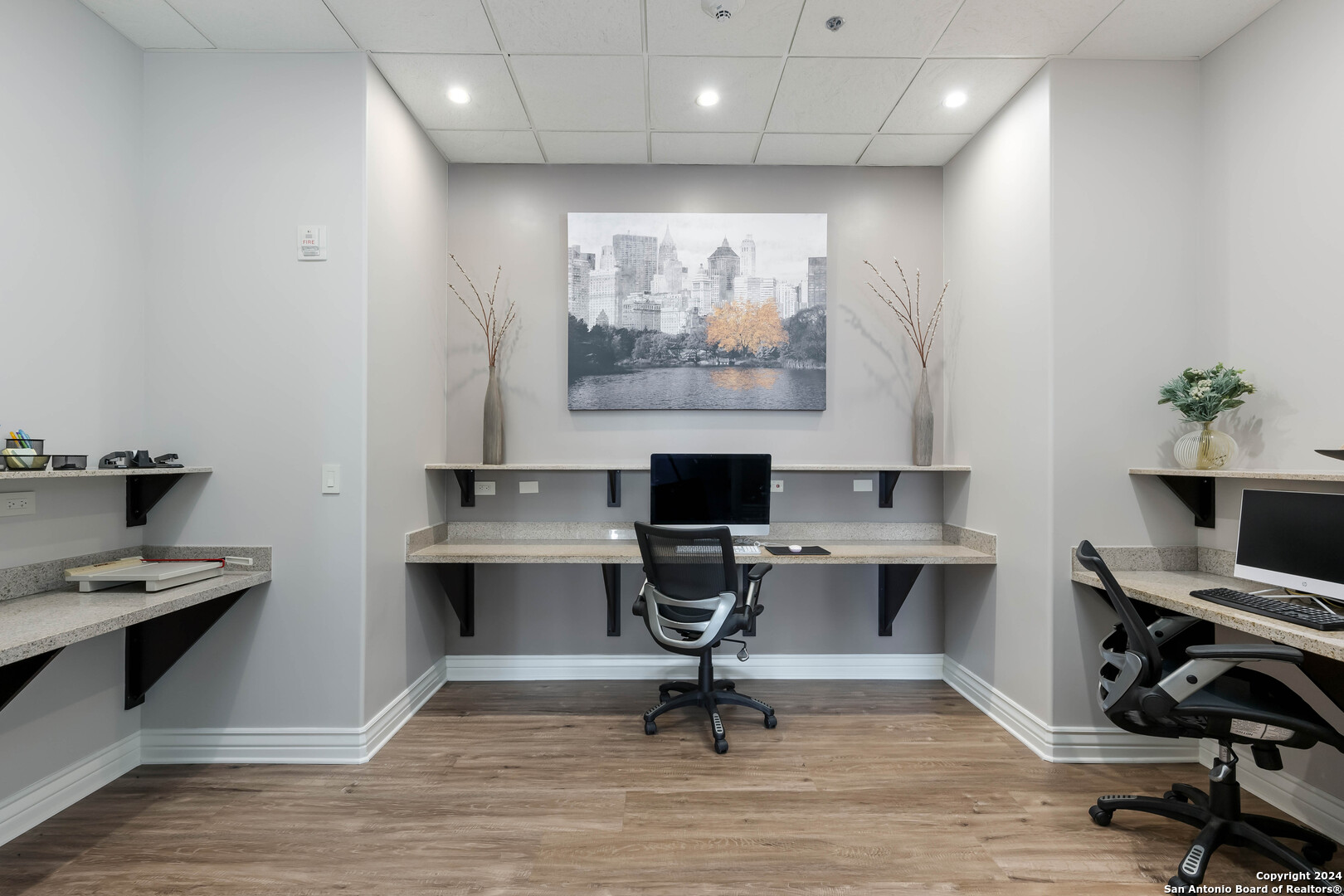 215 CENTER ST 1308