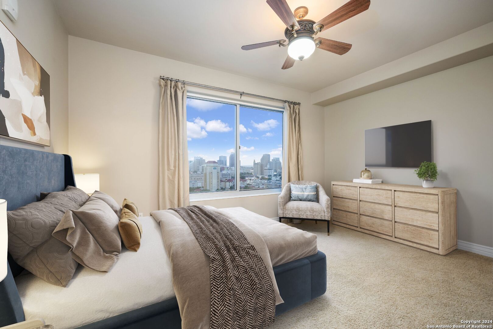 215 CENTER ST 1308