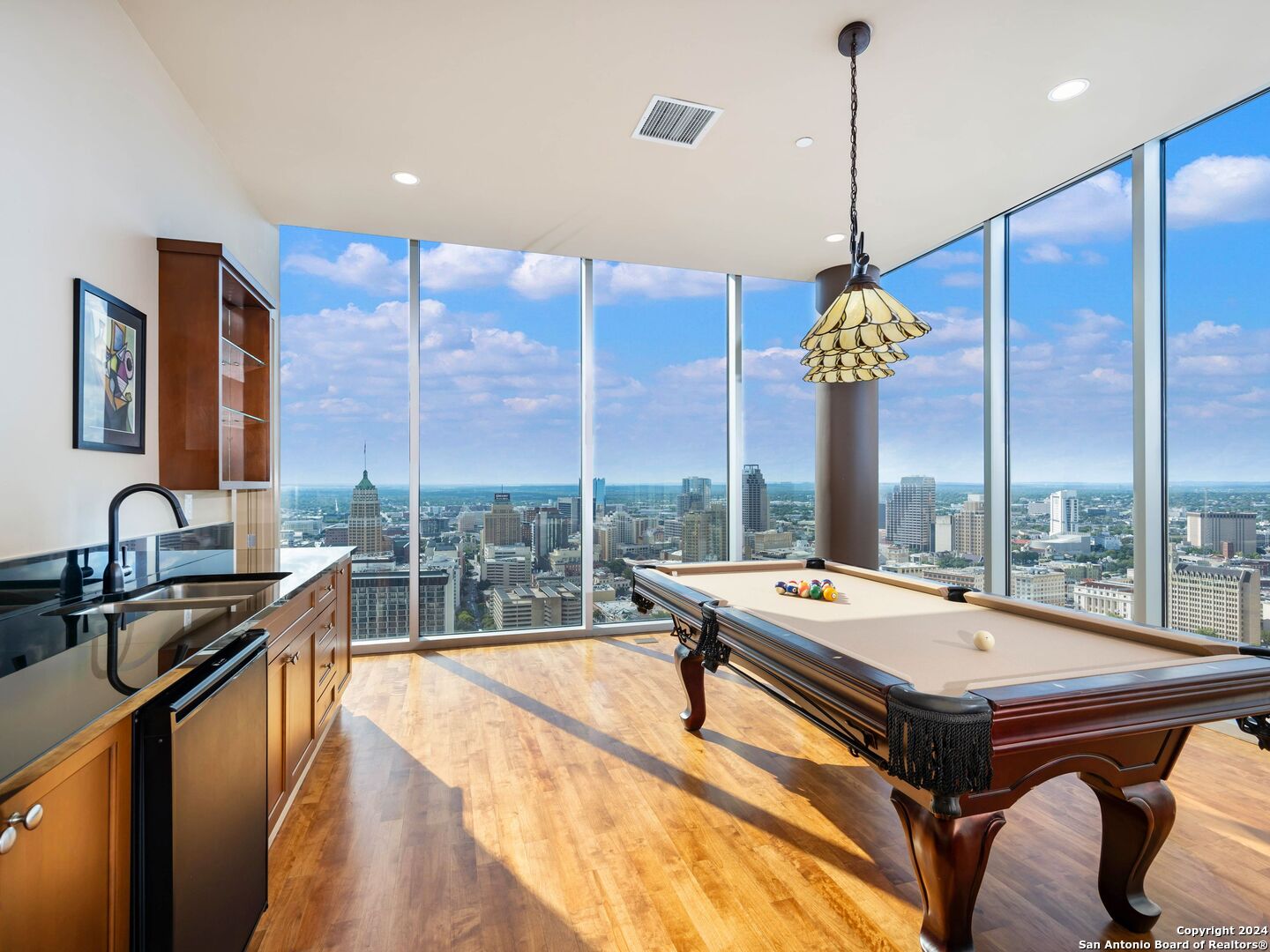 610 E MARKET ST 3002
