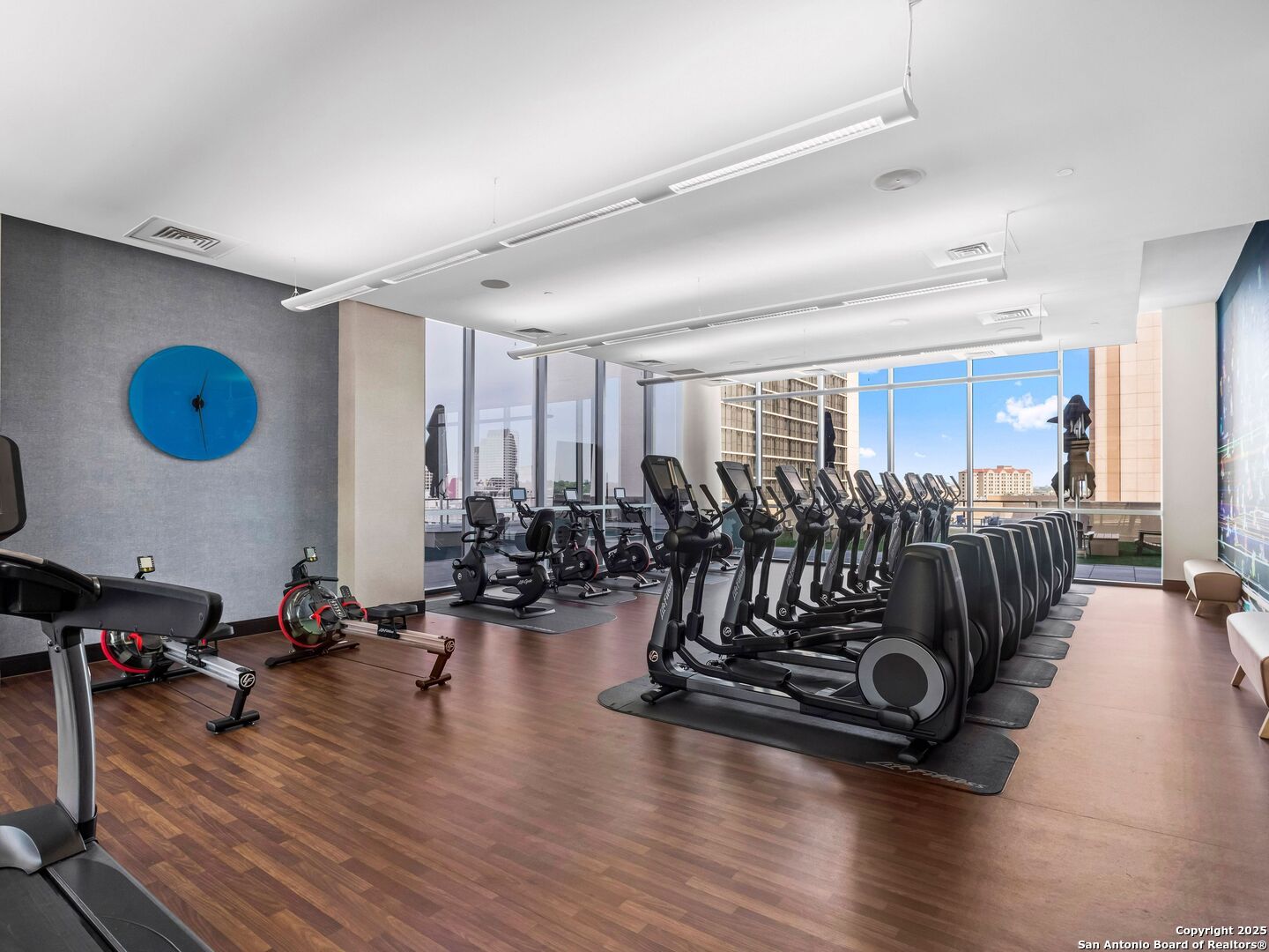 610 E Market UNIT
