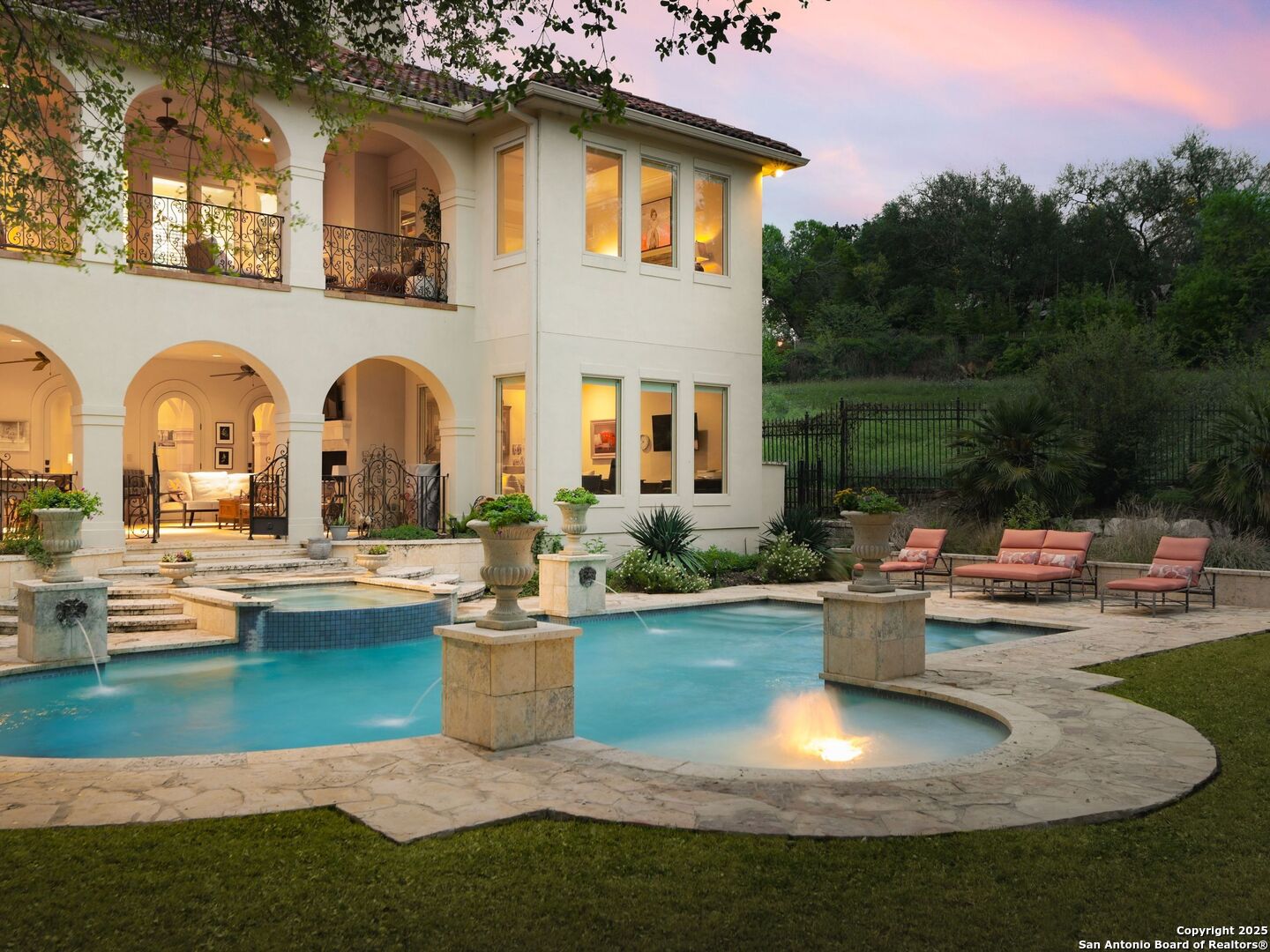 810 GARRATY HILL