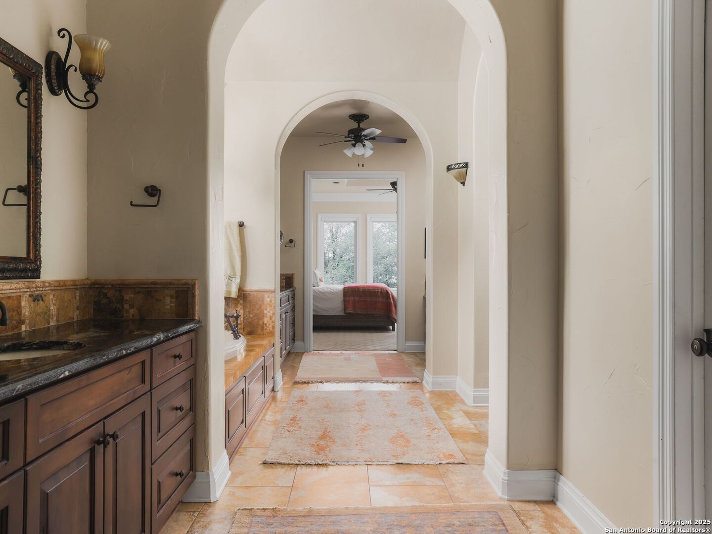 810 GARRATY HILL