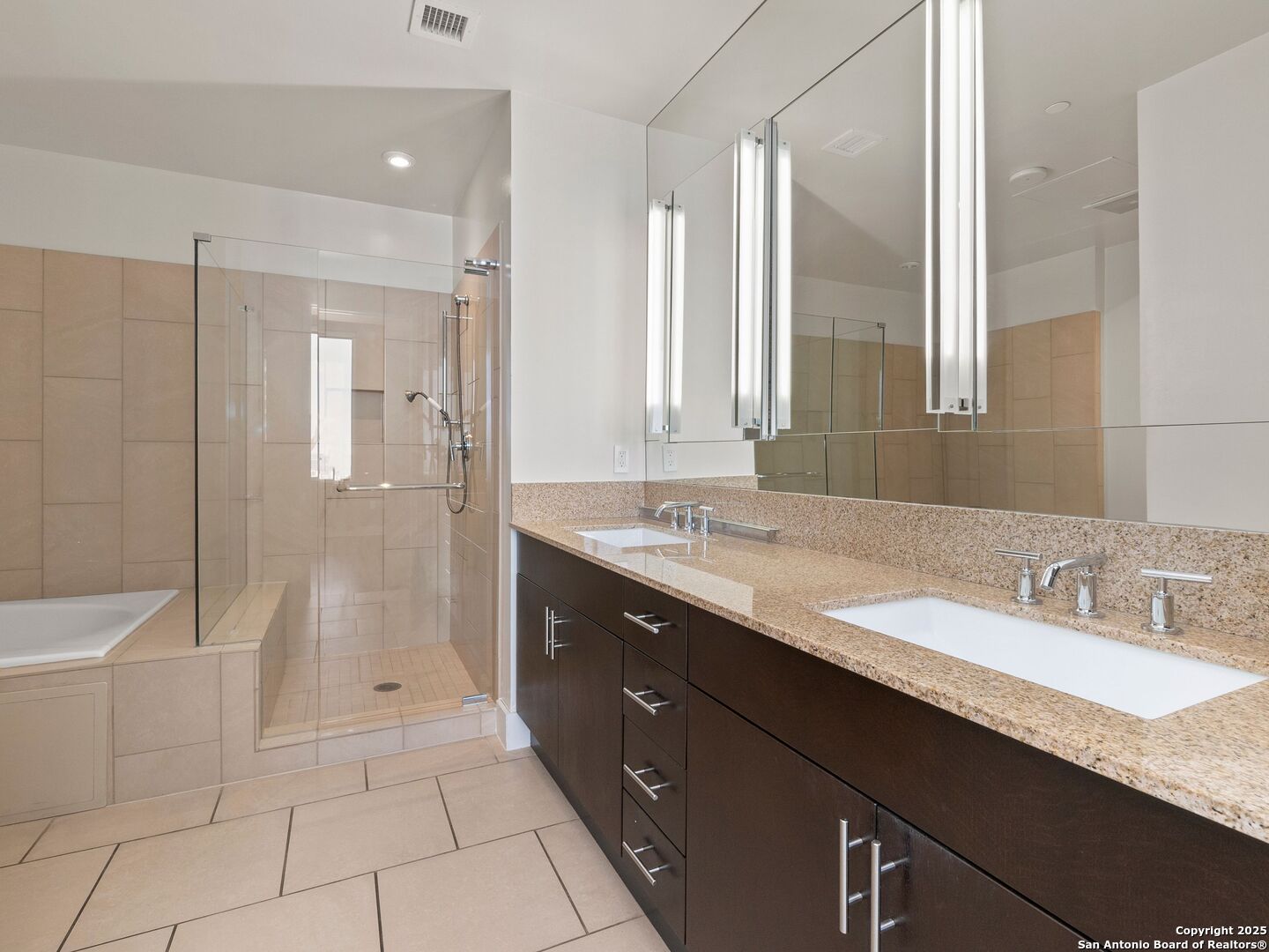 610 E MARKET ST 2508