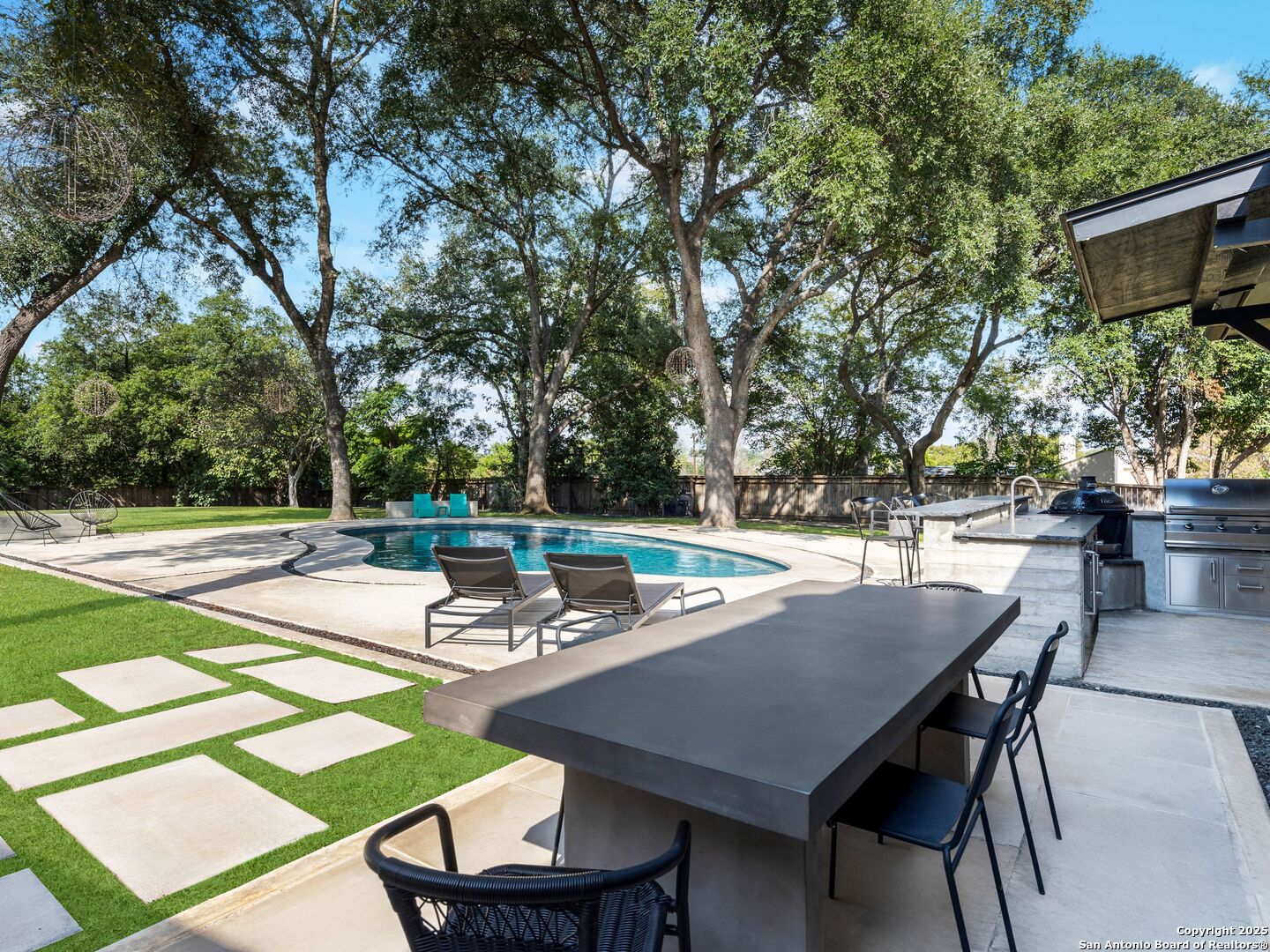 301 Primrose Place