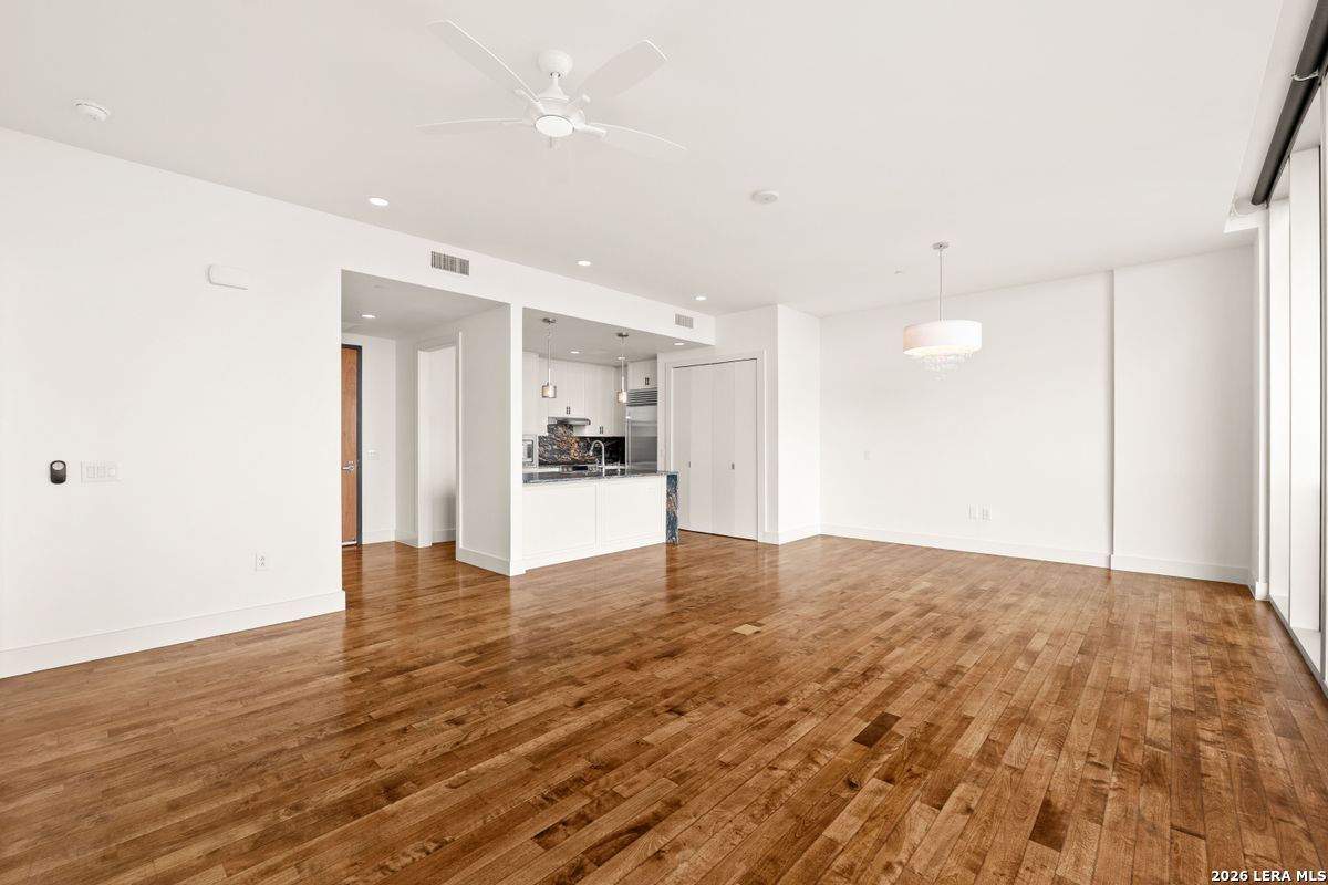 610 E Market UNIT 3110