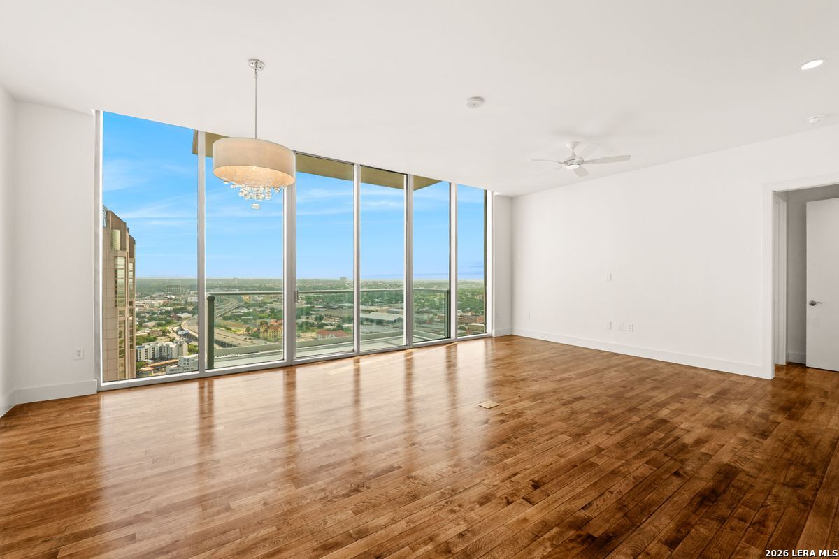 610 E Market UNIT 3110