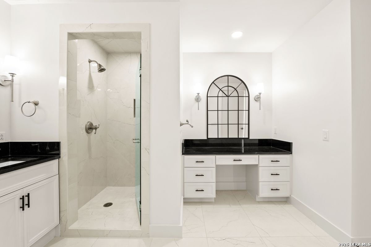 610 E Market UNIT 3110
