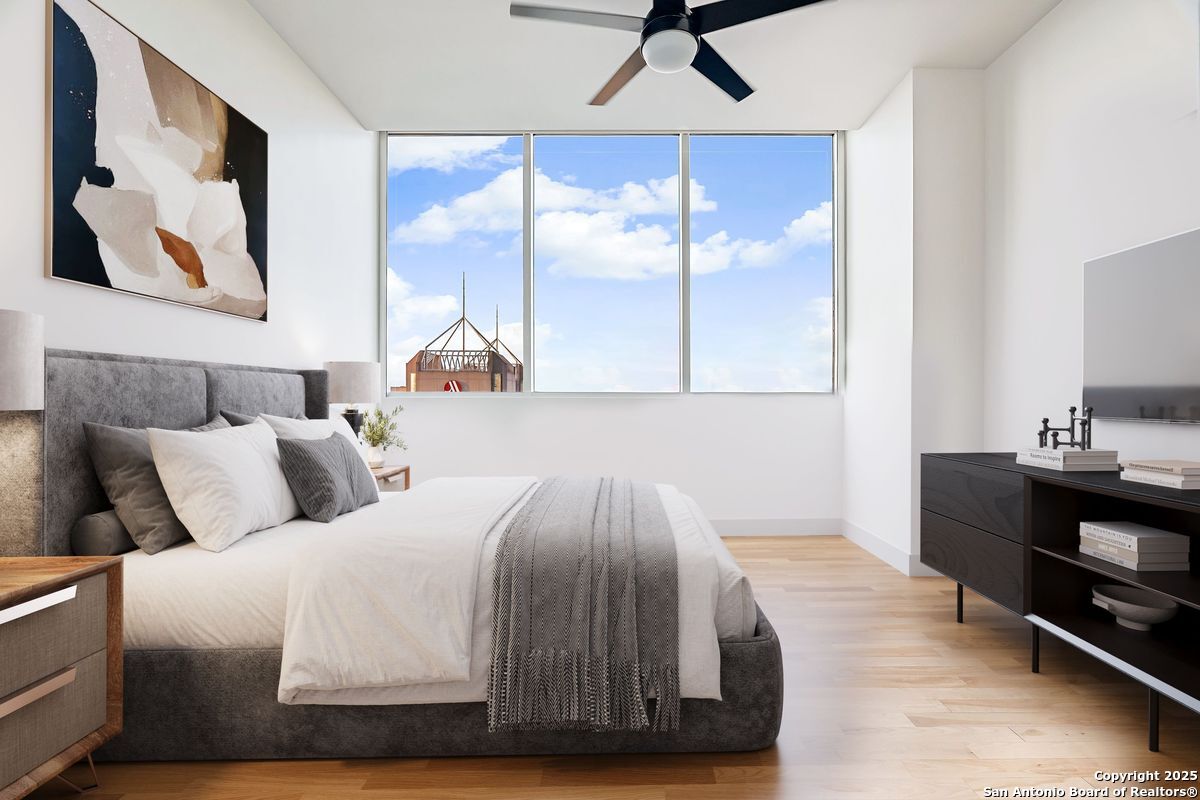 610 E Market UNIT 3304