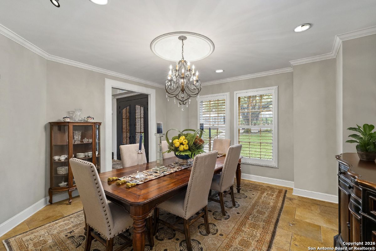 360 PASEO ENCINAL ST