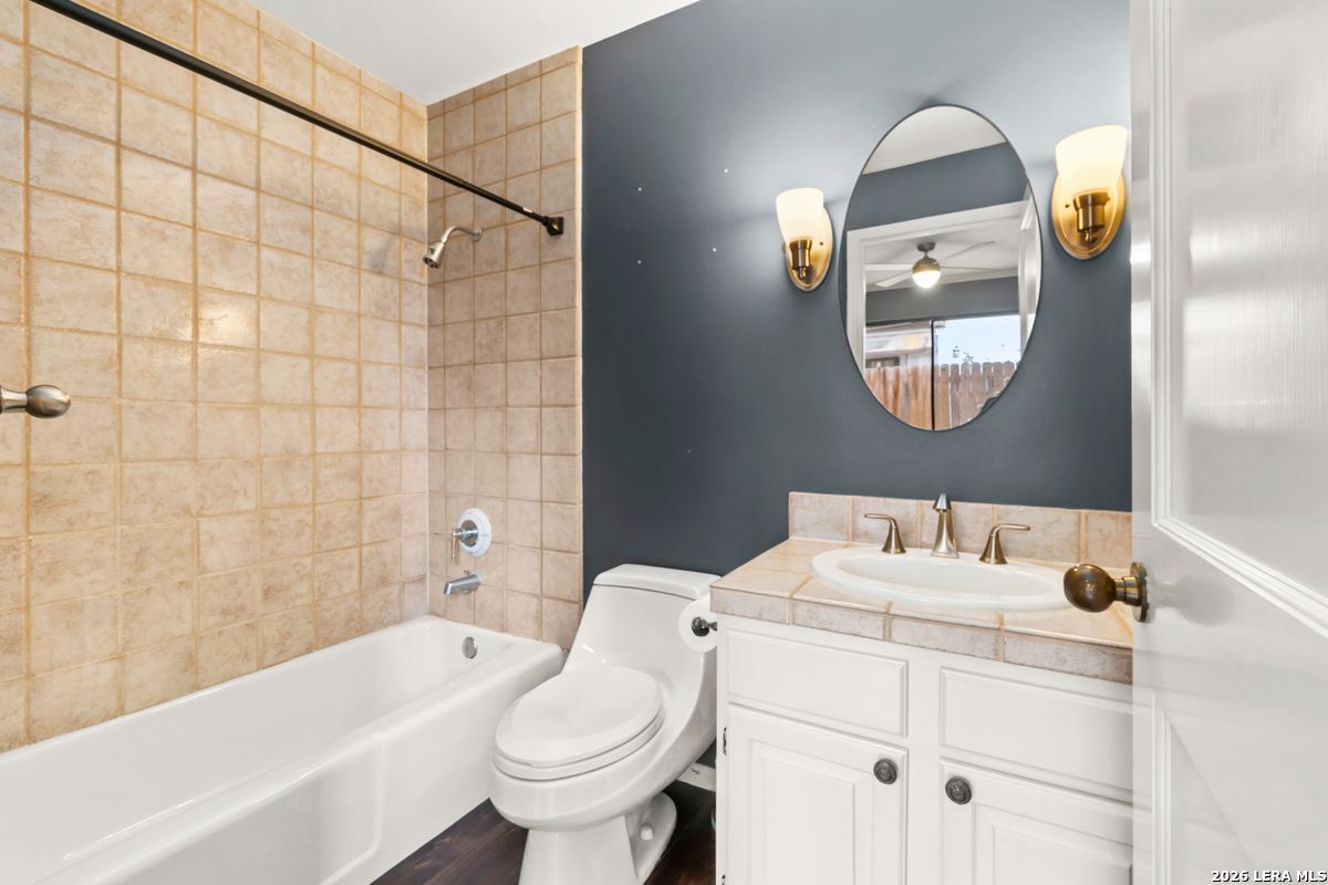 8123 N New Braunfels M