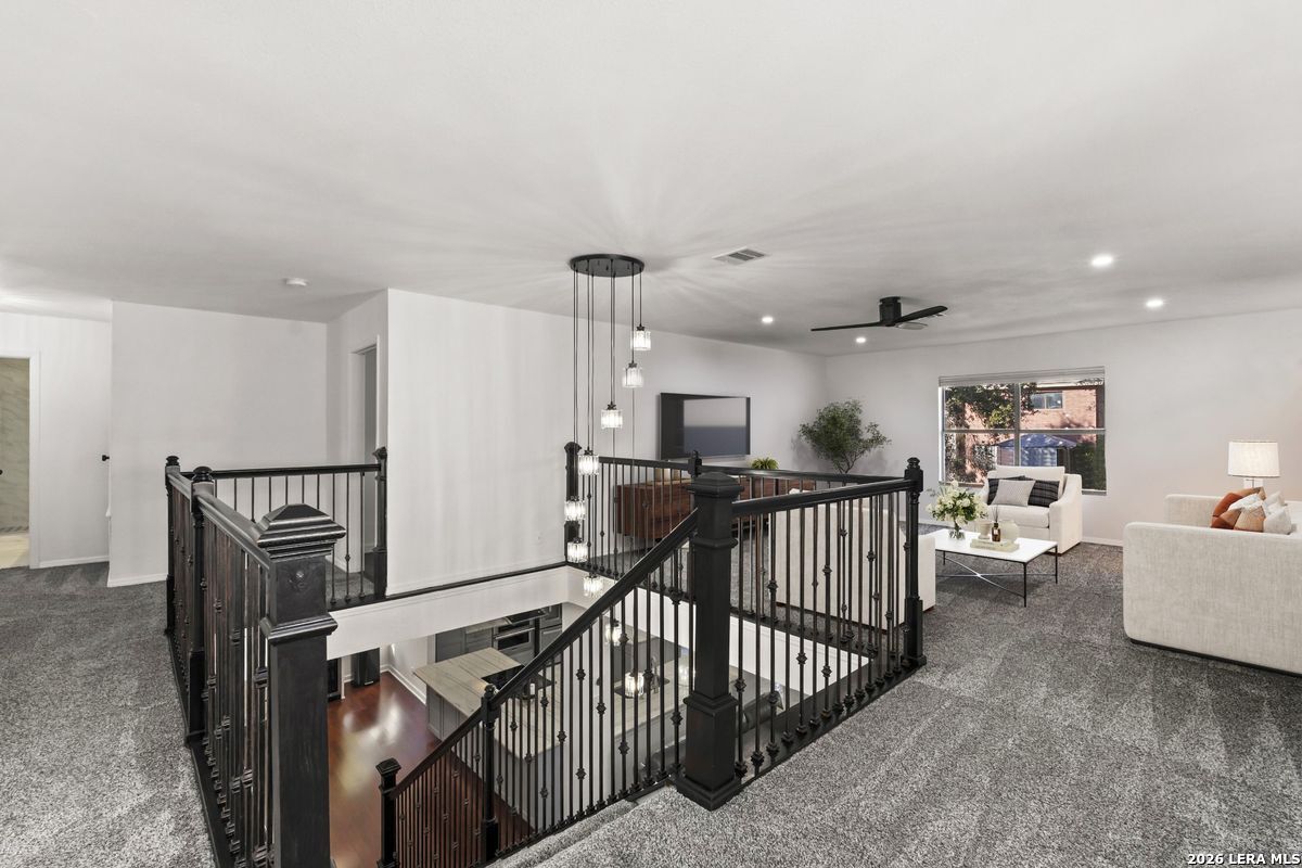 2219 Opal Creek