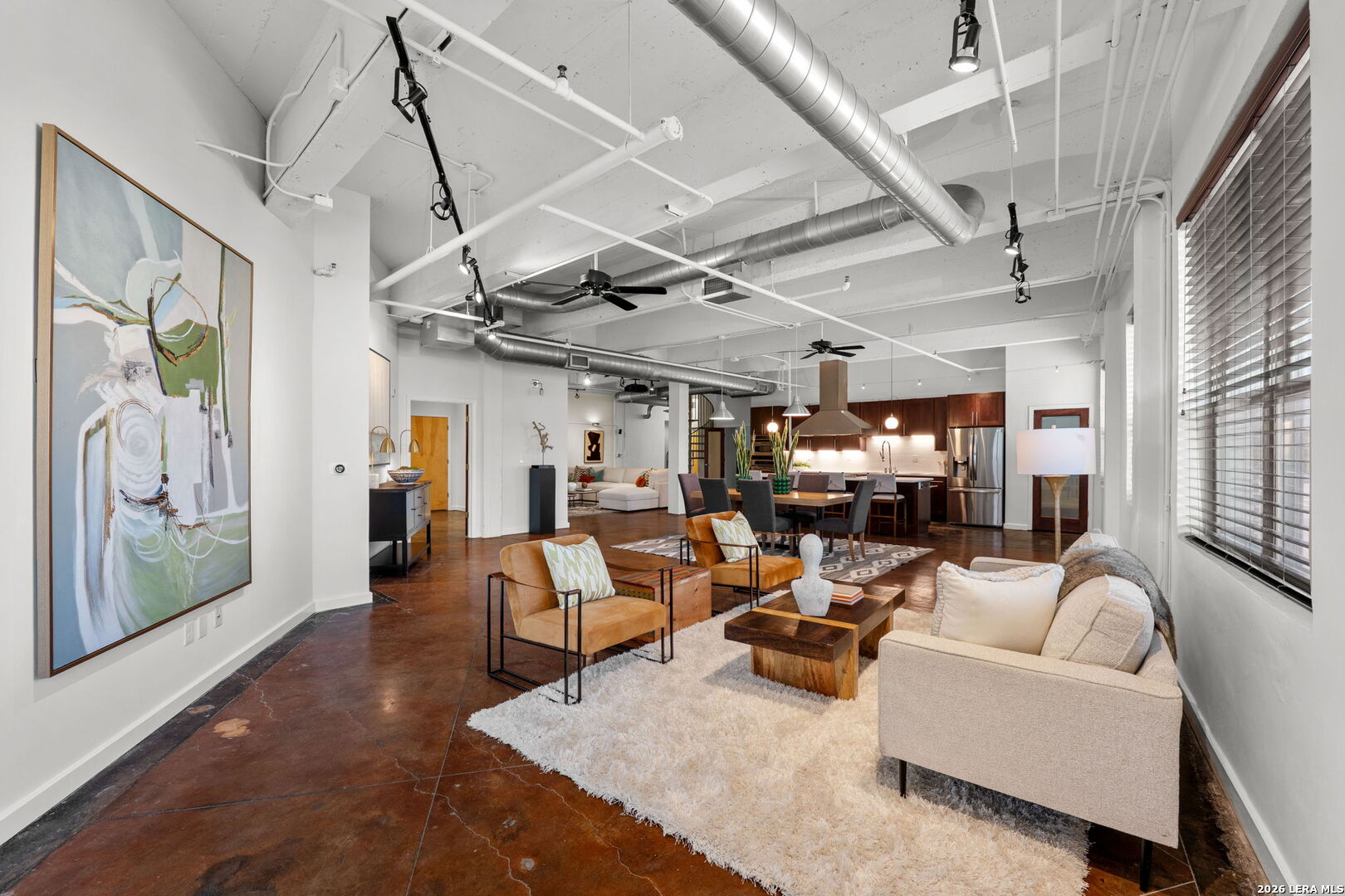 1339 S FLORES ST 202