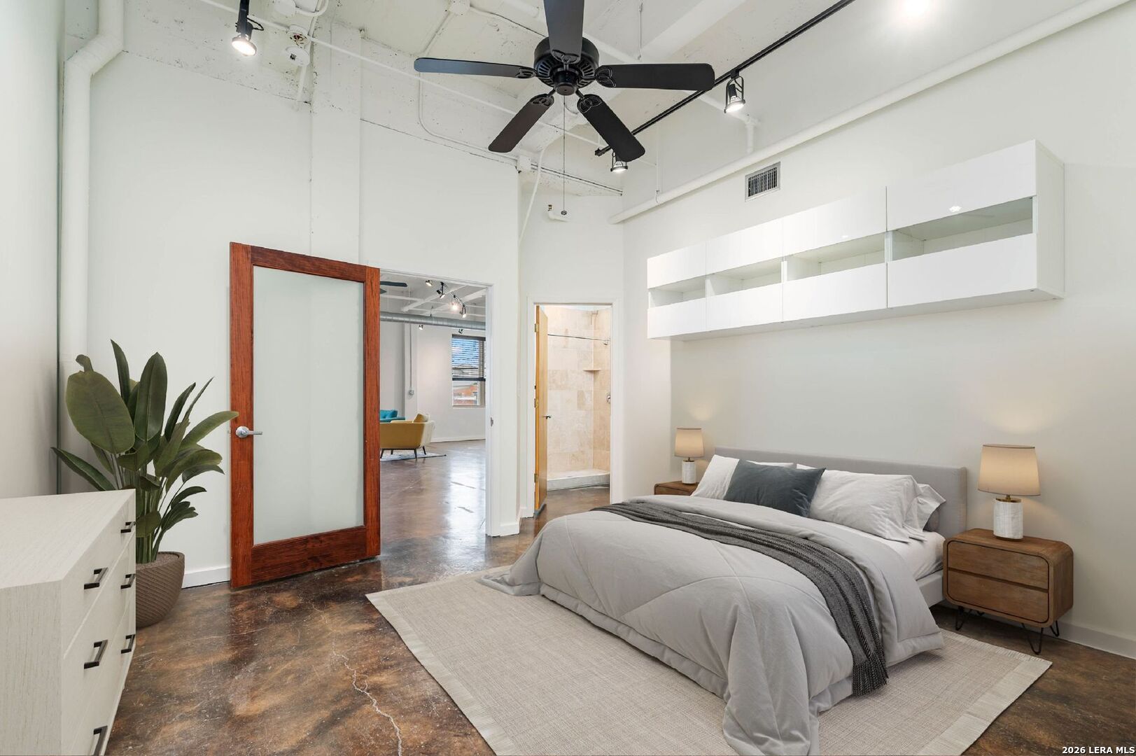 1339 S FLORES ST 202