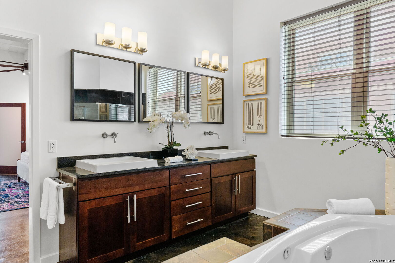 1339 S FLORES ST 202