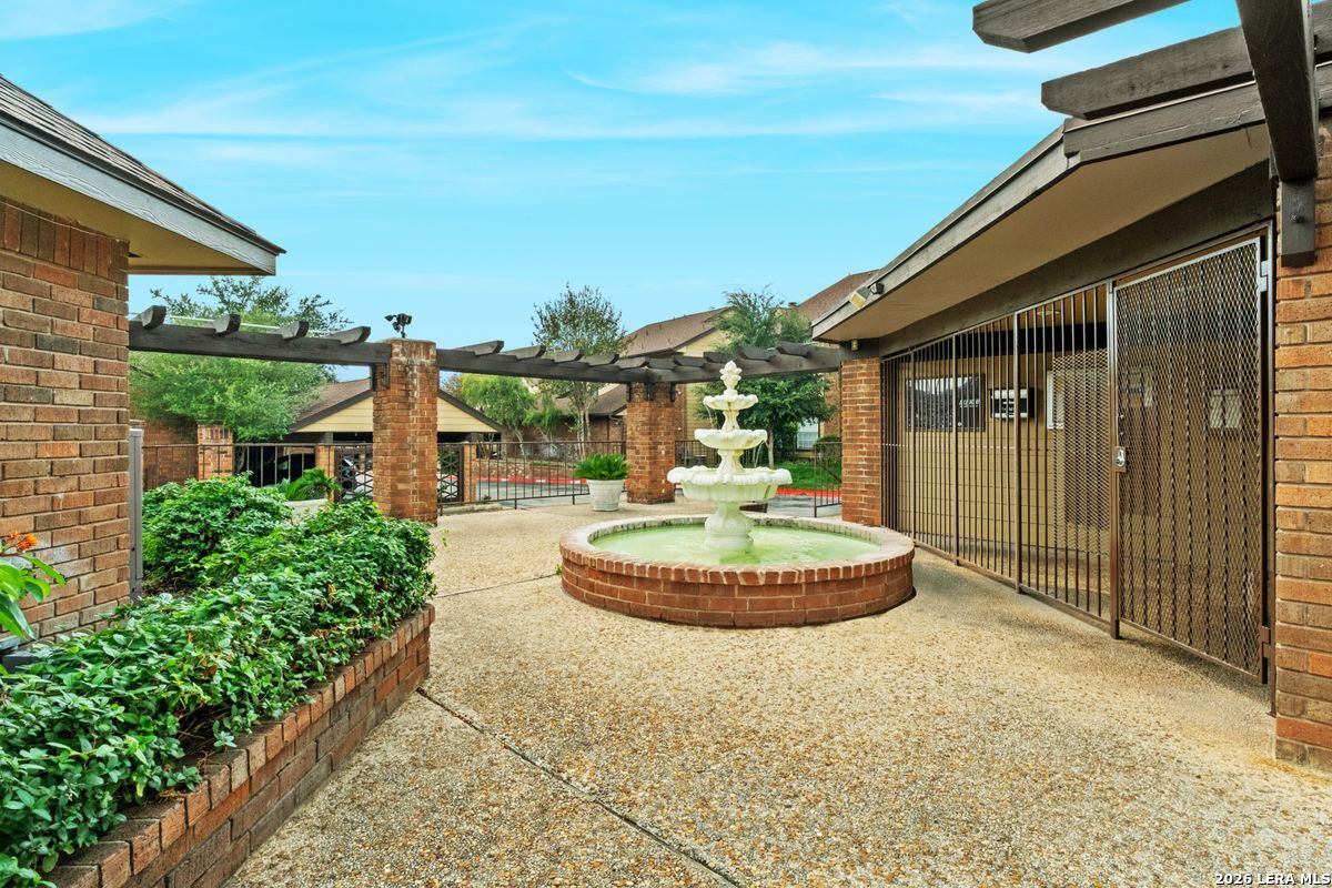 3605 Hidden Dr. 4F