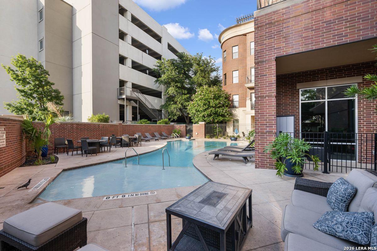 215 CENTER ST 1205