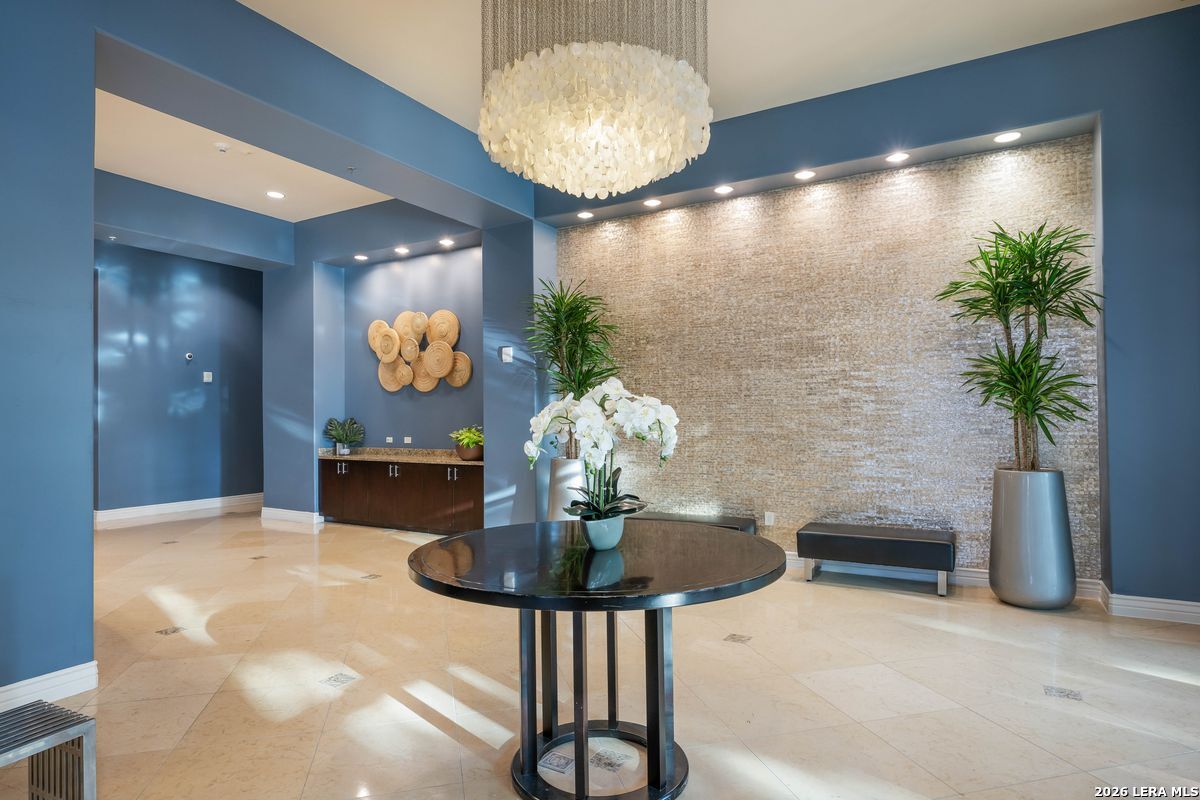 215 CENTER ST 1205