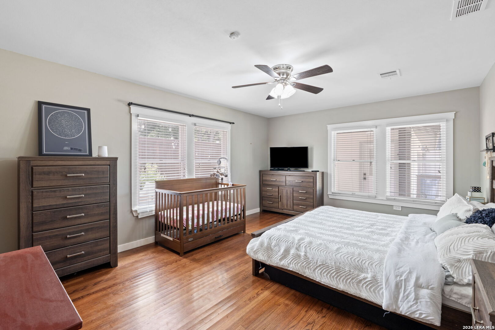 440 W Lynwood