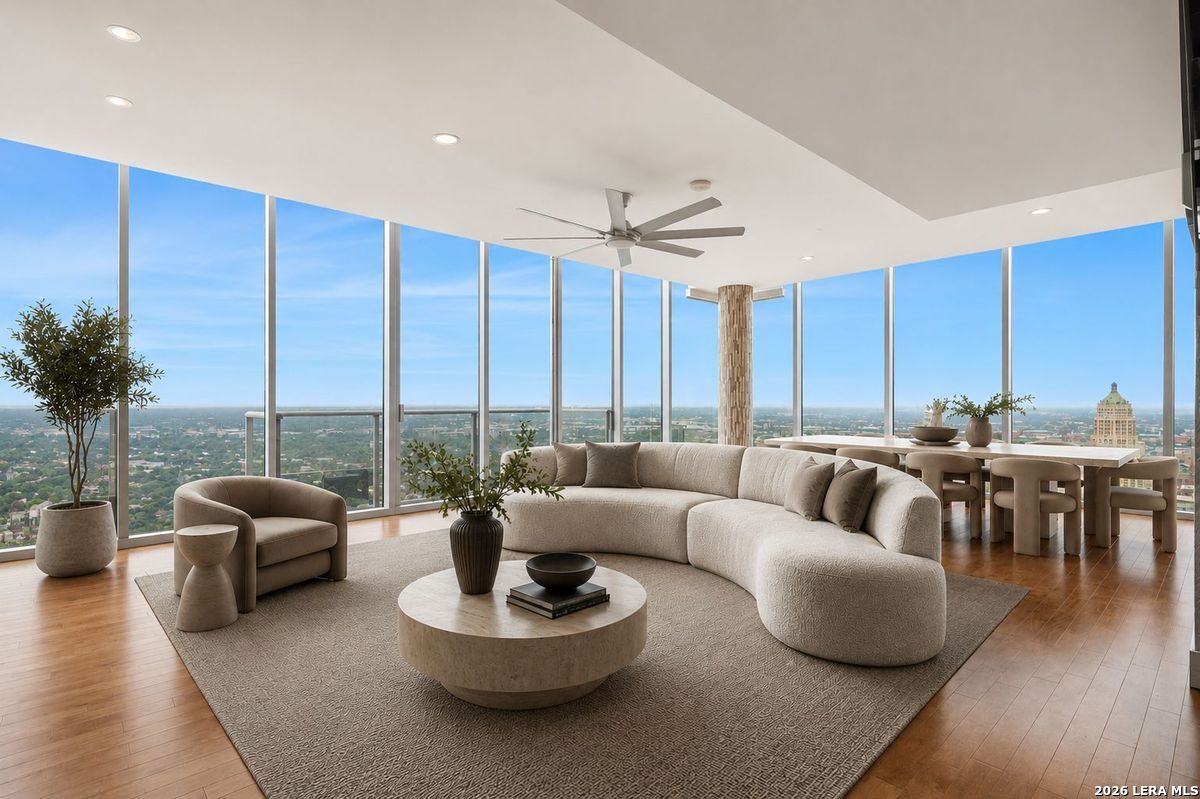 610 E Market St Unit: 3001