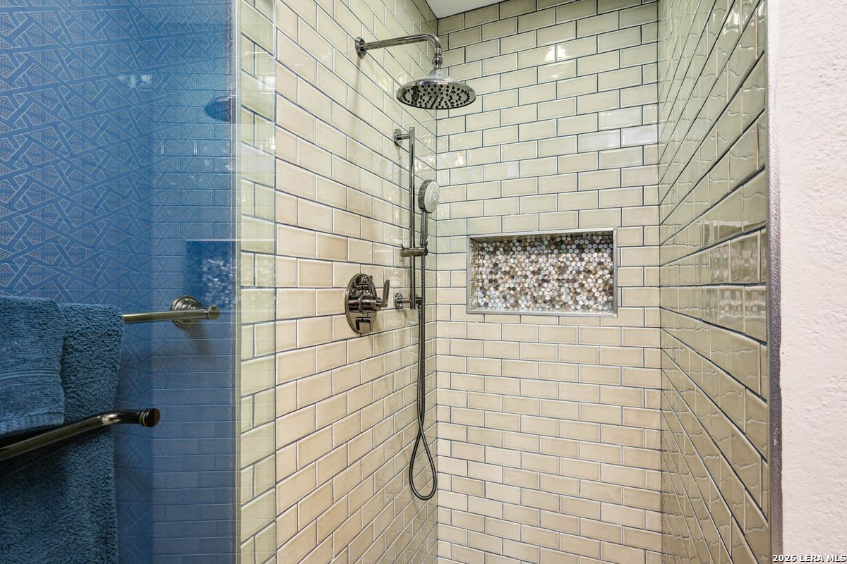 610 E Market St Unit: 3001