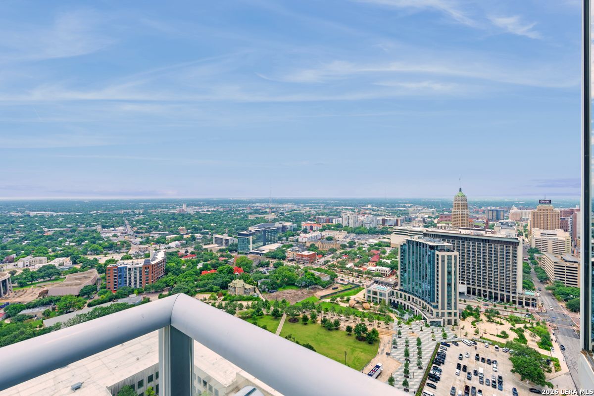 610 E Market St Unit: 3001