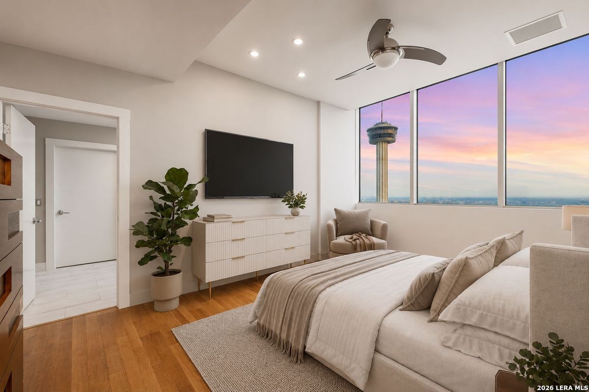 610 E Market St Unit: 3001