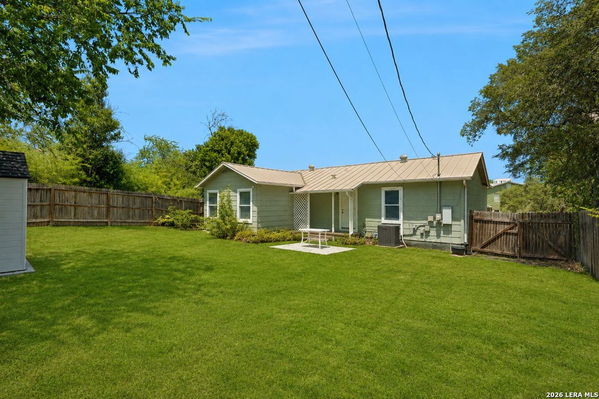 276 CLAREMONT AVE