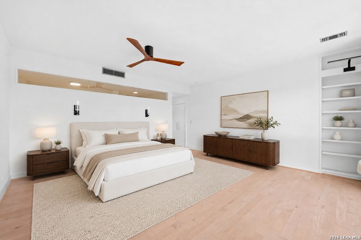 4001 N New Braunfels Unit: APT 302A