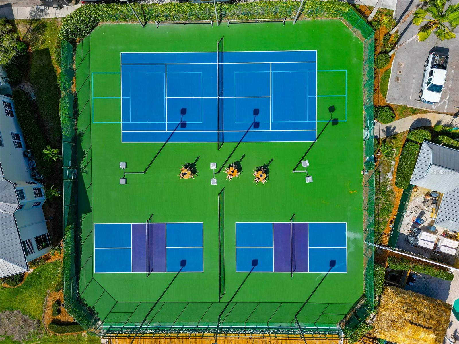 260 HIDDEN BAY DR #305