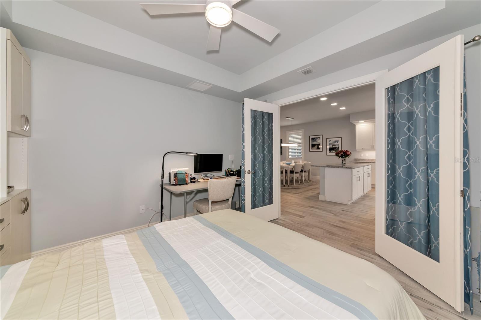 260 HIDDEN BAY DR #305