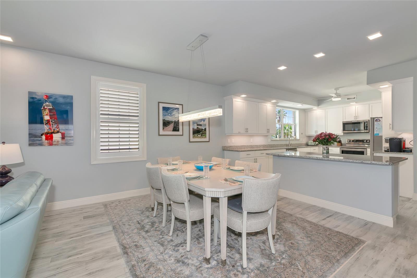 260 HIDDEN BAY DR #305