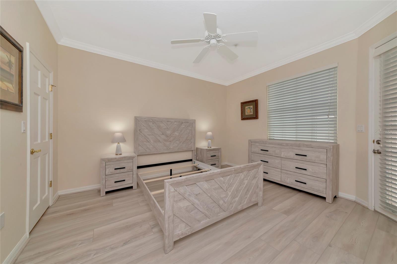 242 HIDDEN BAY DR #602
