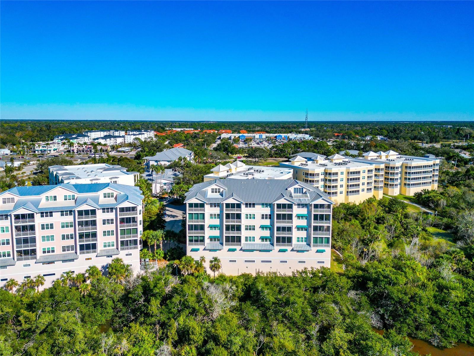 242 HIDDEN BAY DR #602