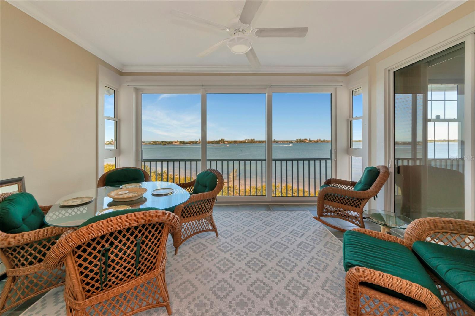 242 HIDDEN BAY DR #602