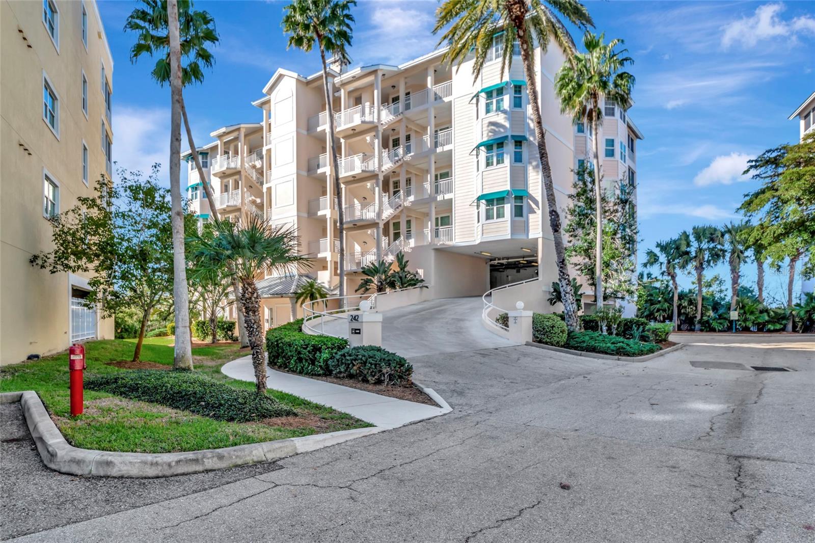 242 HIDDEN BAY DR #602