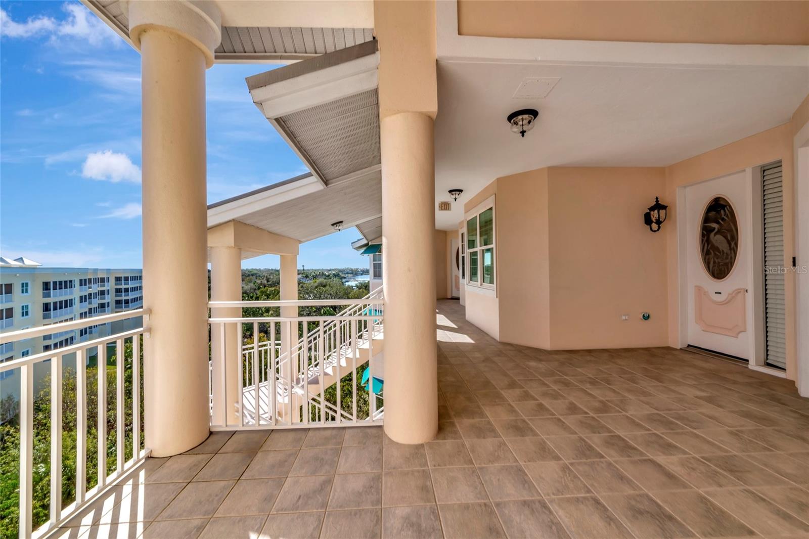 242 HIDDEN BAY DR #602