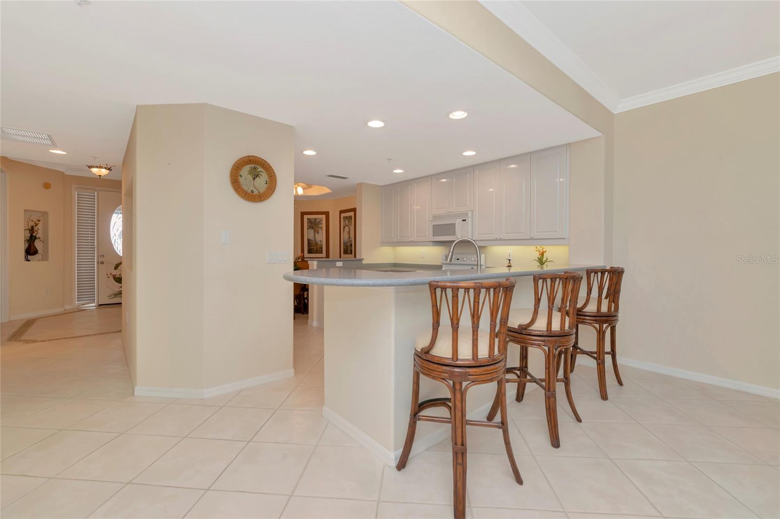 242 HIDDEN BAY DR #602