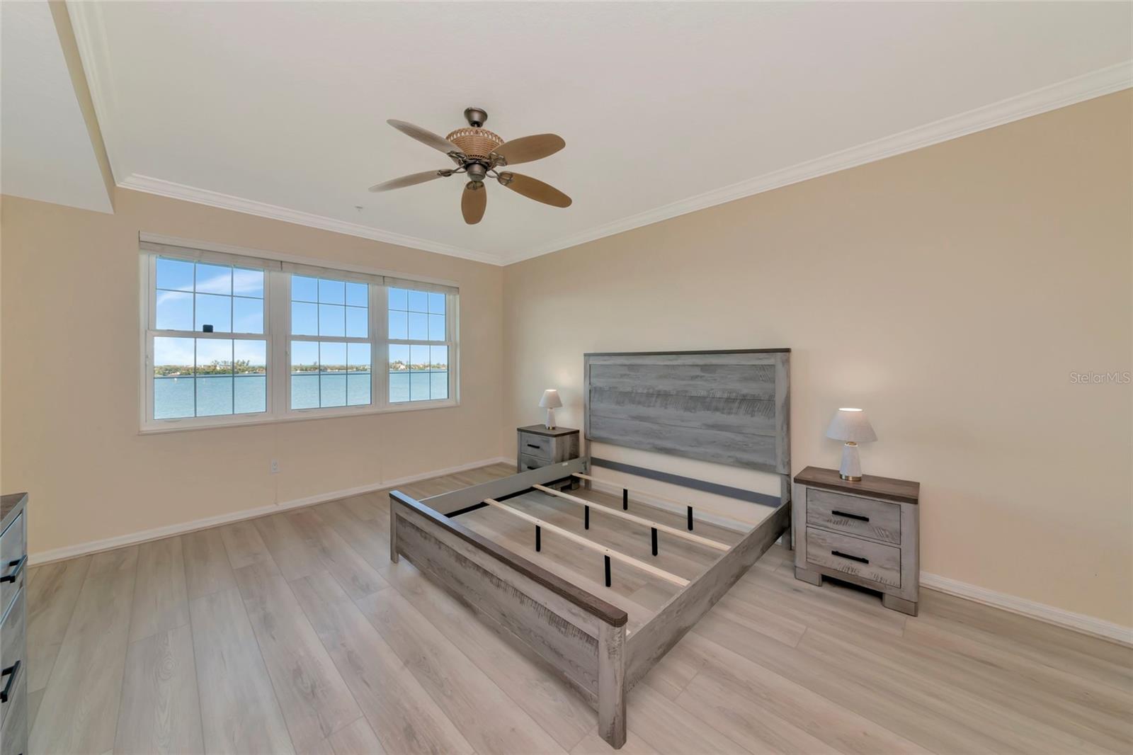 242 HIDDEN BAY DR #602