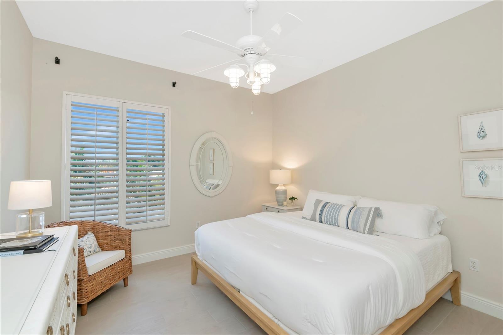 7631 COVE TER