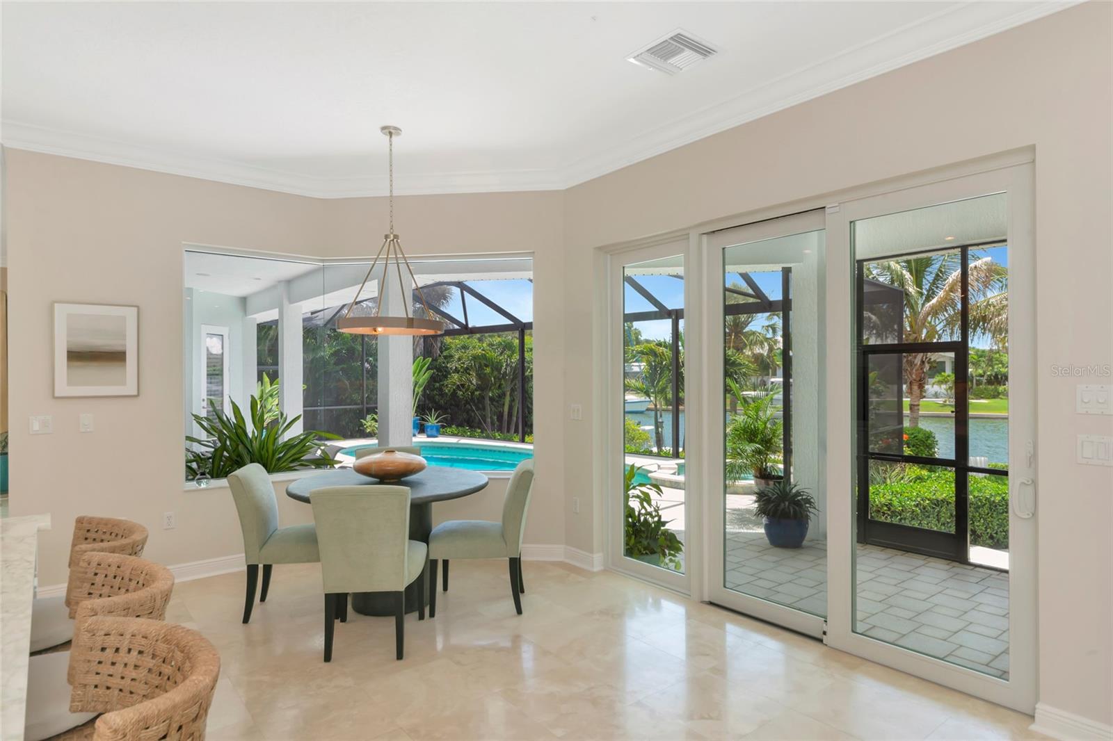 7631 COVE TER