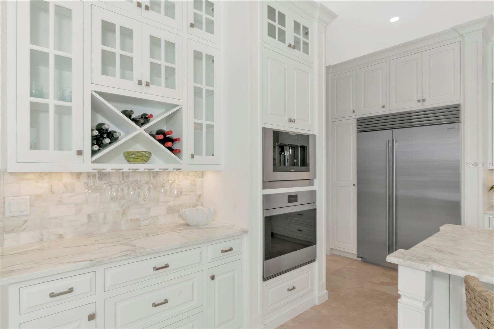 7631 COVE TER
