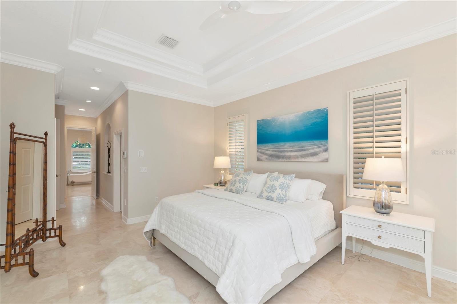 7631 COVE TER