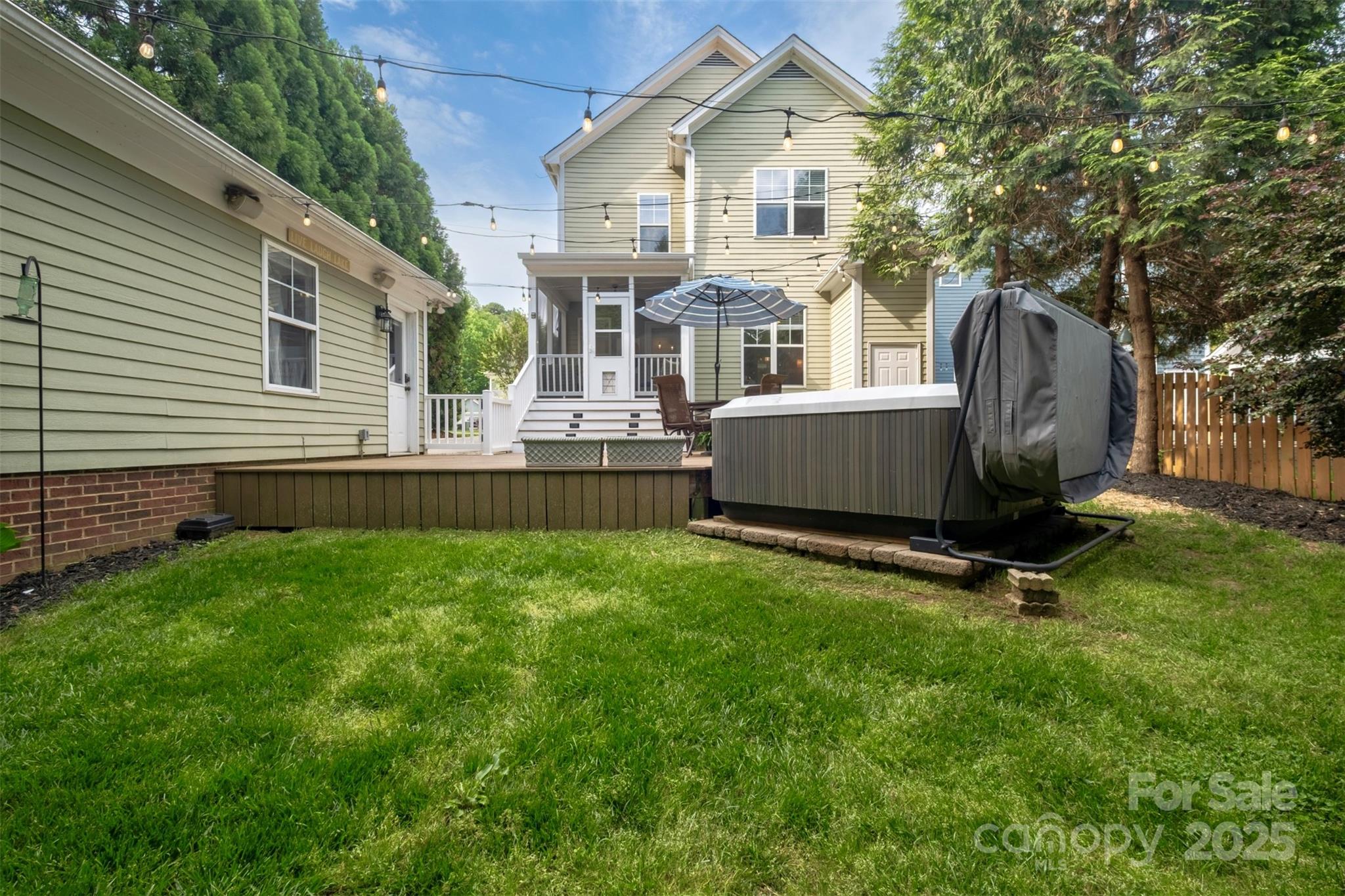 7409 Gilderstern Glen Court