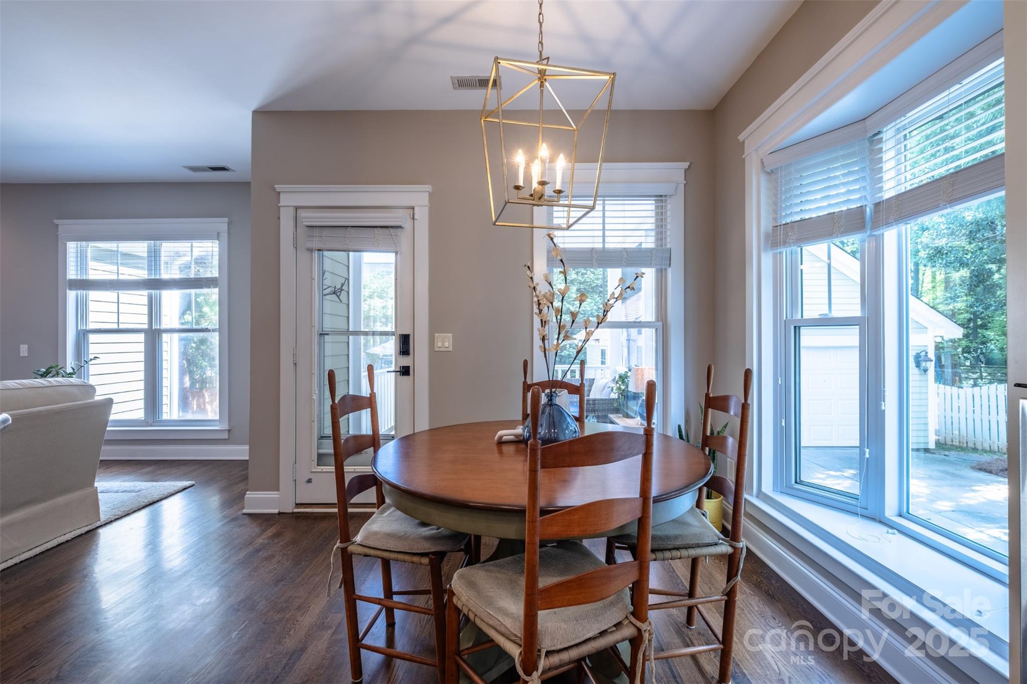 7409 Gilderstern Glen Court