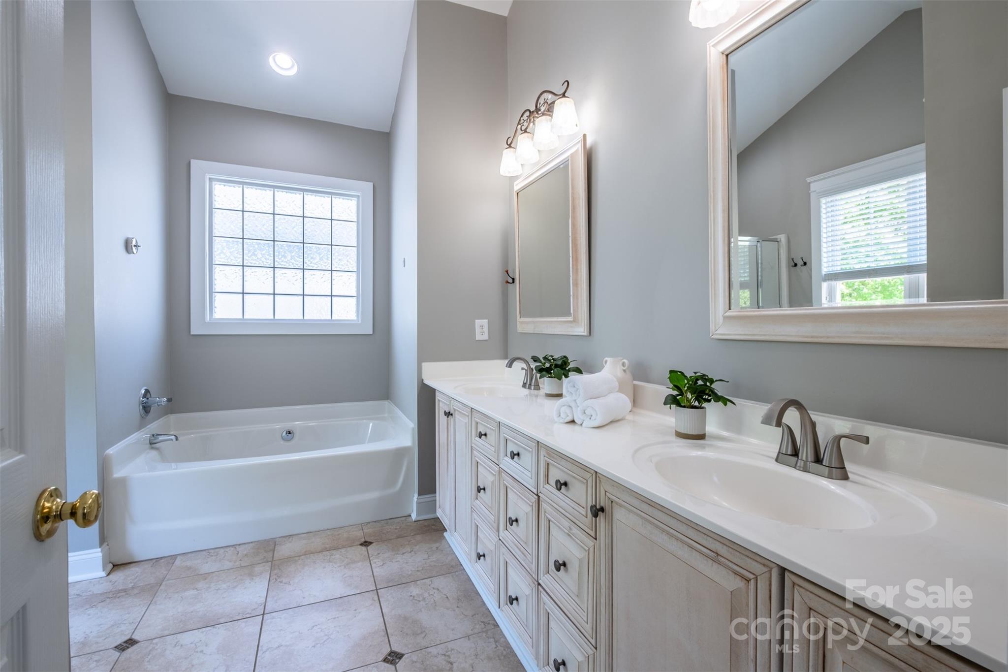 7409 Gilderstern Glen Court