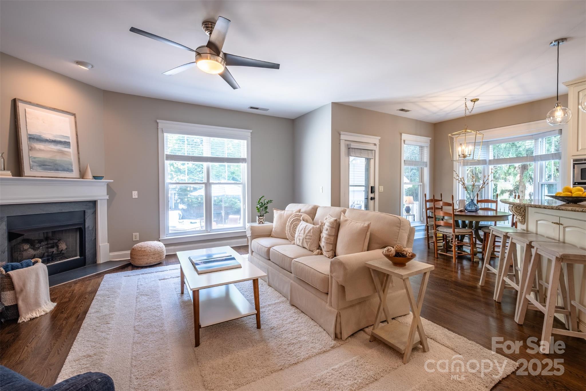 7409 Gilderstern Glen Court